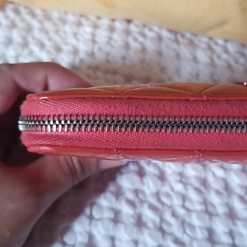 Authentic Chanel wallet - Picture 4 of 12